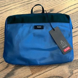 Tumi Packable Tote - brand new with tags!